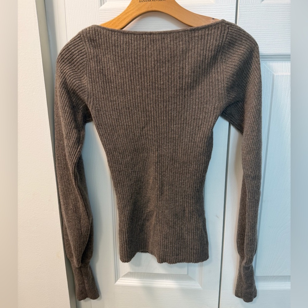 Reformation Hart Cashmere V-Neck Ribbed Sweater Sustainable Luxury Women's Knit - Picture 5 of 9